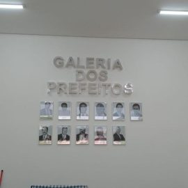 Letreiro inox